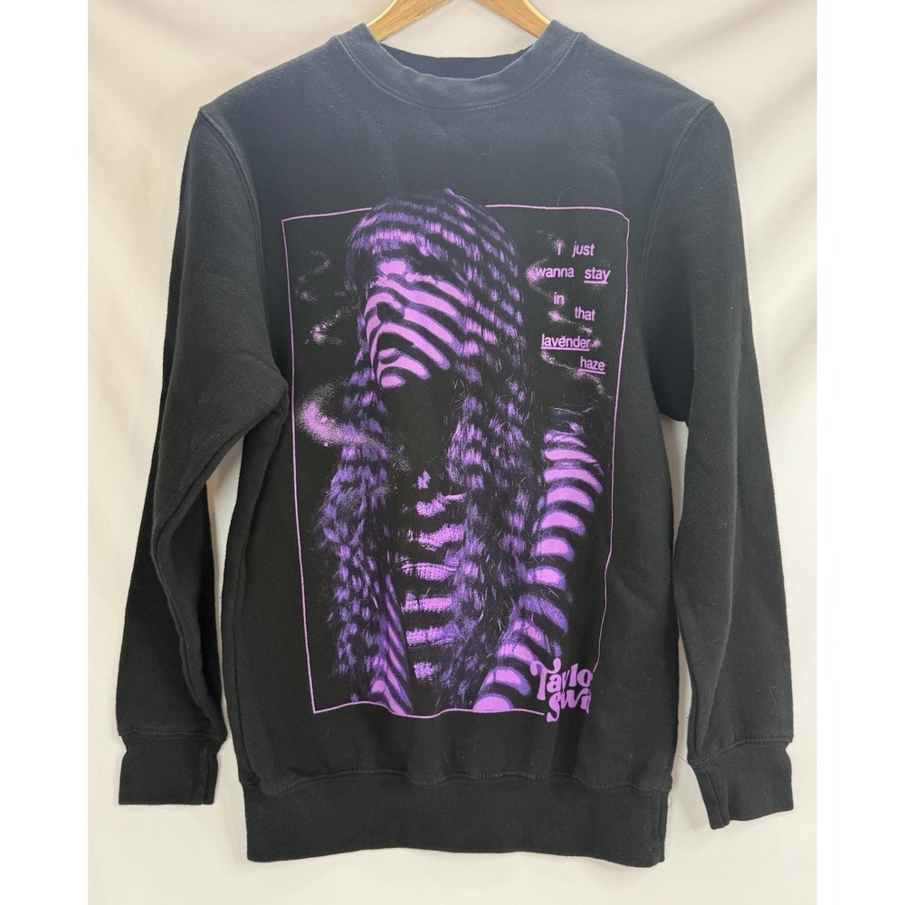 Taylor Swift Sweatshirt Womens XS Eras Tour Lavender Haze Crewneck Purple